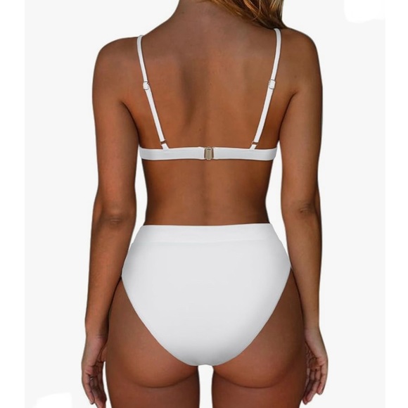 Womens White Two Piece Bikini Swimsuit Set High Waisted High Cut Size Small - Picture 2 of 3